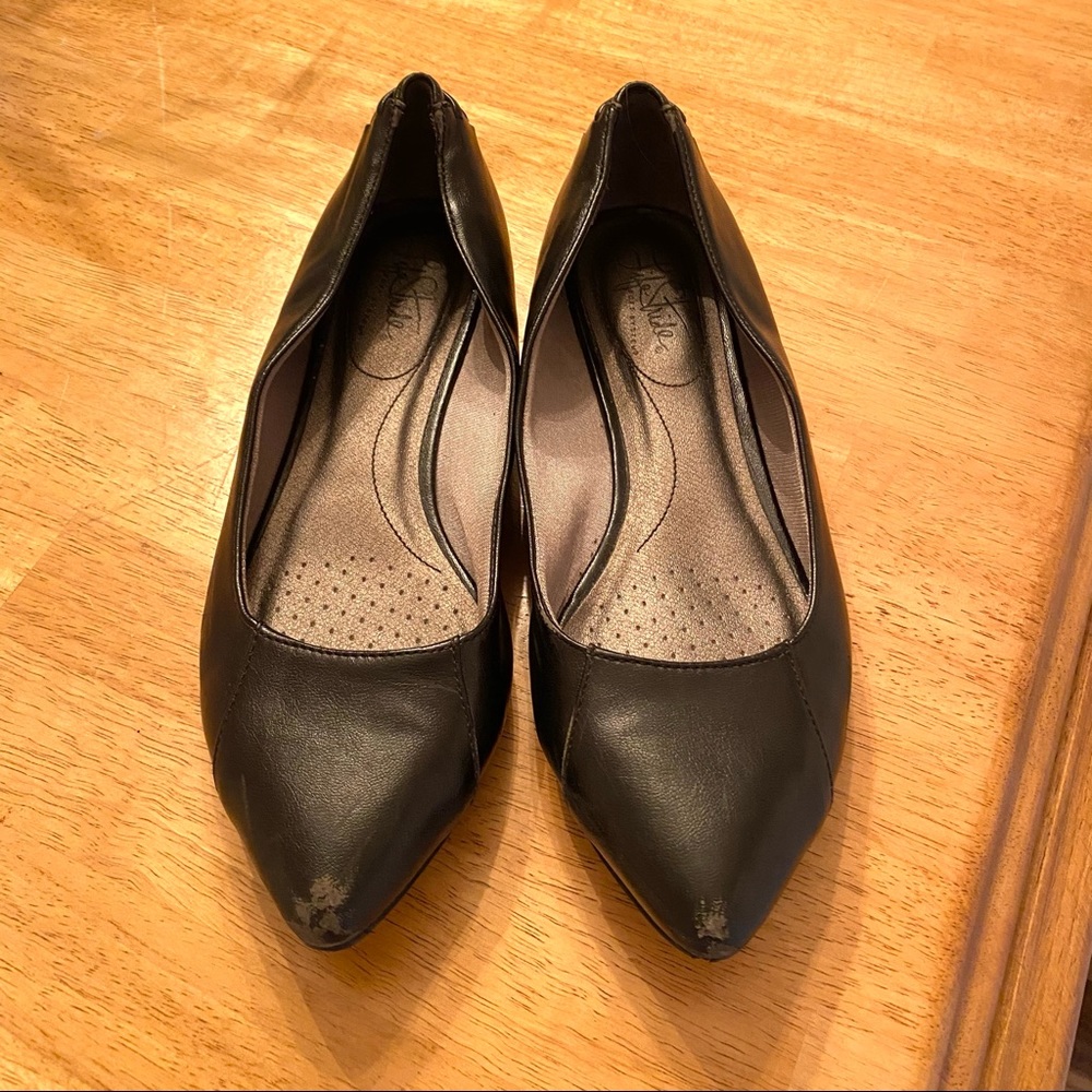 Black Flats With Comfortable Insole Size 7.5